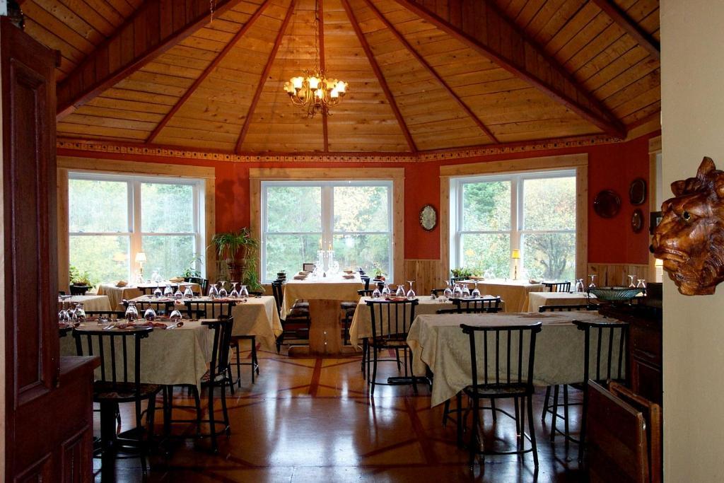 Auberge Restaurant La Mara Saint-Joseph-de-Ham-Sud Exterior foto